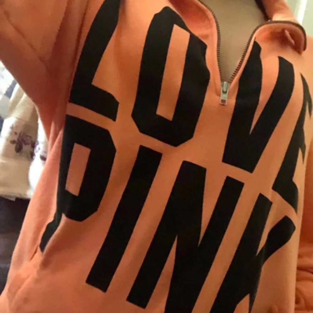 VS pink sweater